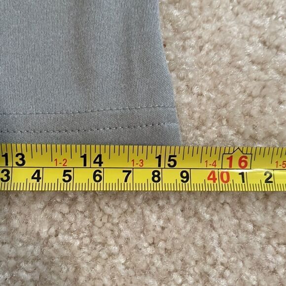 BOYS YOUTH MEDIUM UNDER ARMOUR SHIRT - Picture 9 of 10